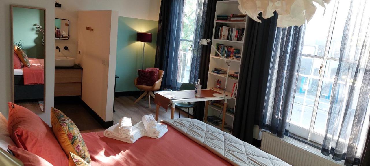 Stadsslaperij B&B Tilburg Eksteriør bilde
